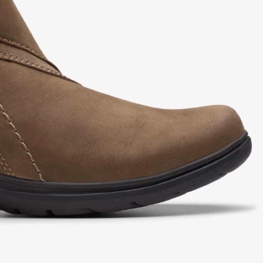 Clarks Collection Leather Ankle Boot Carleigh Style Mushroom Brown Nubuck 8W NIB - Picture 4 of 16